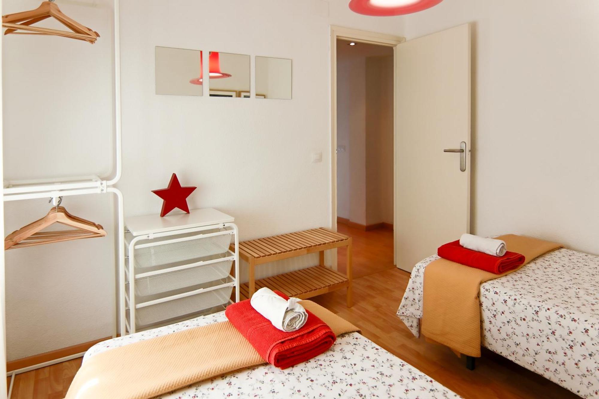 Luminoso. Comodo. Acogedor. Wifi. Junto A Ave Valencia Buitenkant foto
